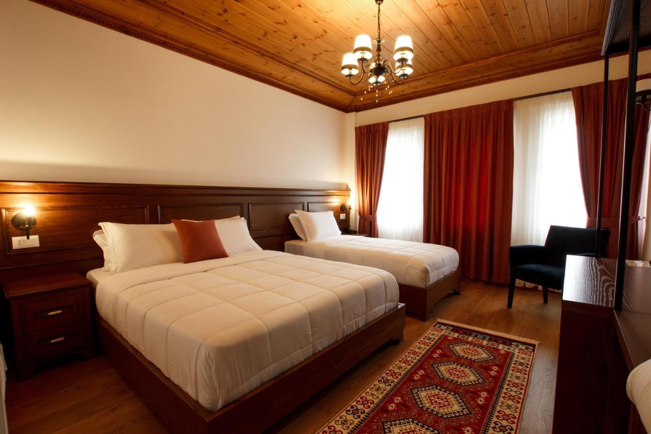 Rose Garden Hotel Gjirokastër Exterior foto