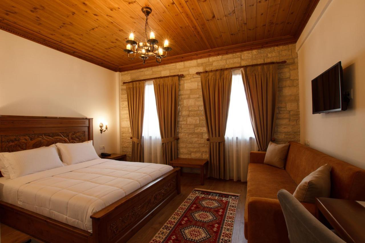 Rose Garden Hotel Gjirokastër Exterior foto
