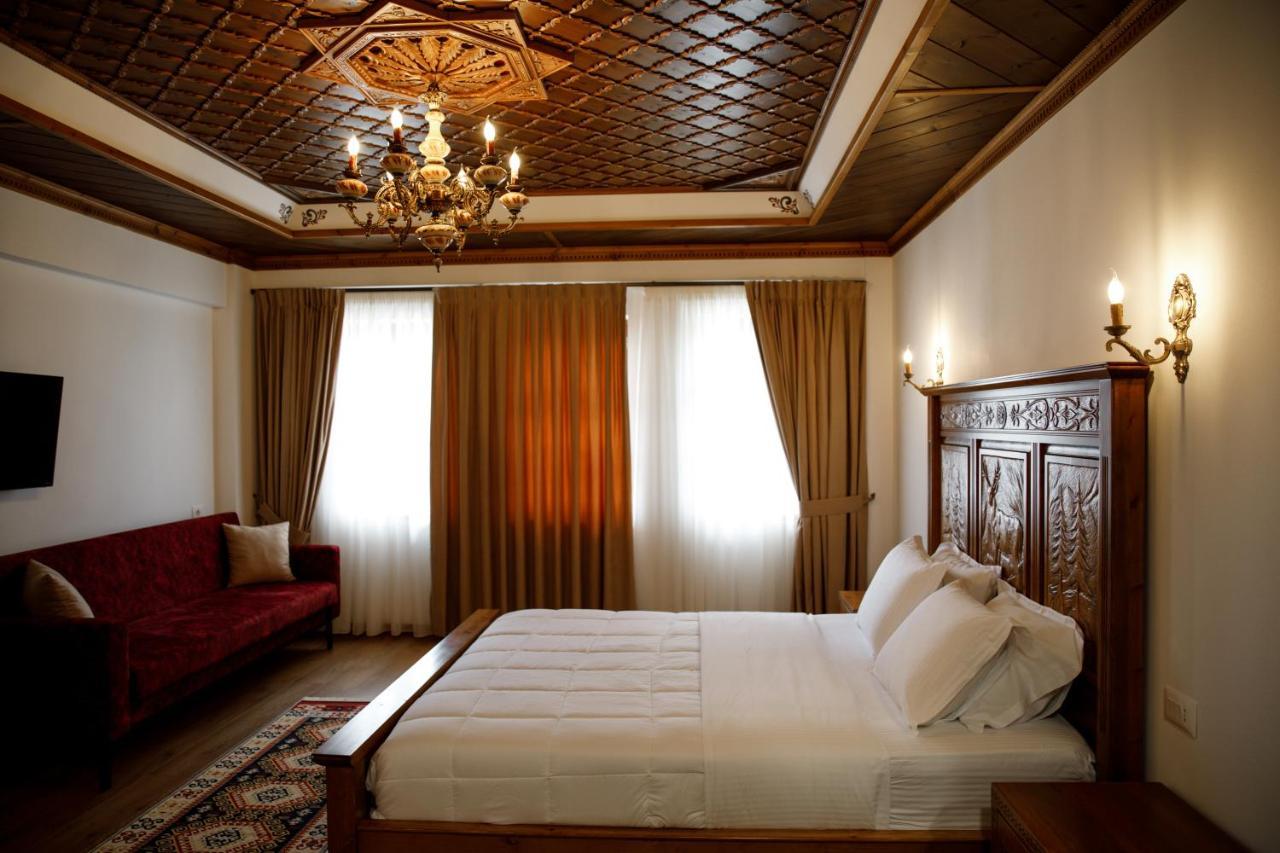Rose Garden Hotel Gjirokastër Exterior foto